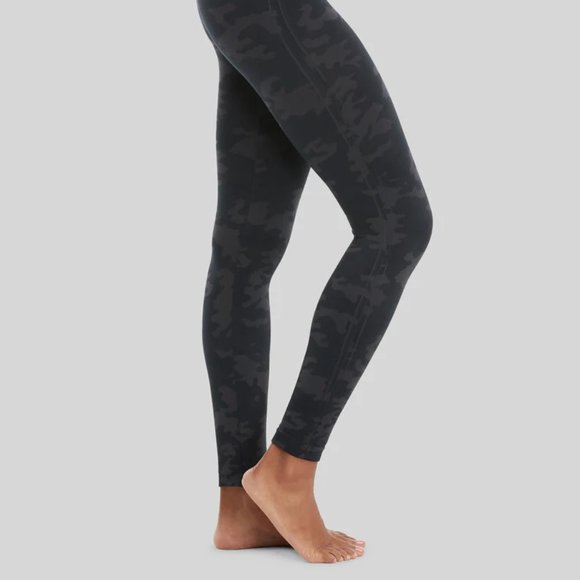 Spanx Look at Me Now Seamless Leggings, Black Camo, Size L - Picture 3 of 10